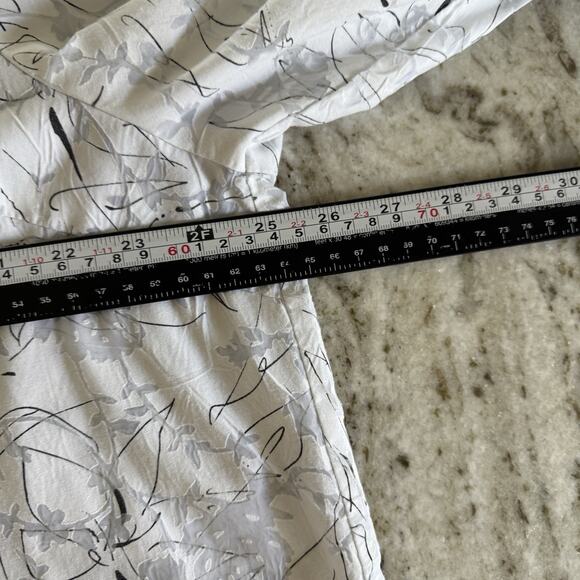 Maggie Barnes Textured Button Shirt Plus 20W Roll Tab Resortwear Tropical Vaca - Picture 5 of 7